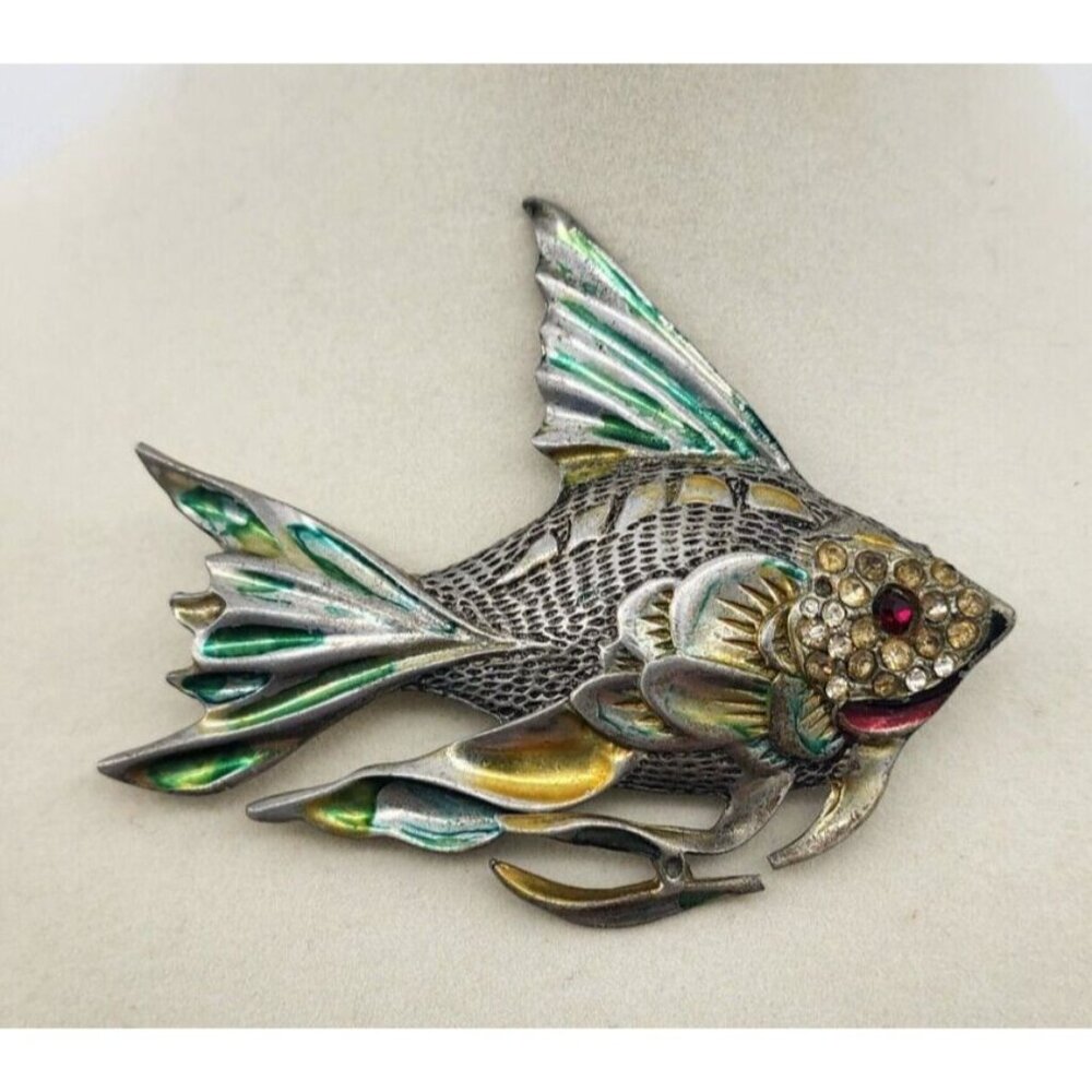 Unsigned Vintage 1940s Figural Angel Fish Pin Brooch Enamel Wash With Rhinestone